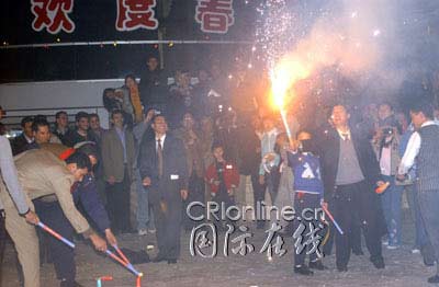 老师傅讲述春节抢花炮，仿佛身临枪战